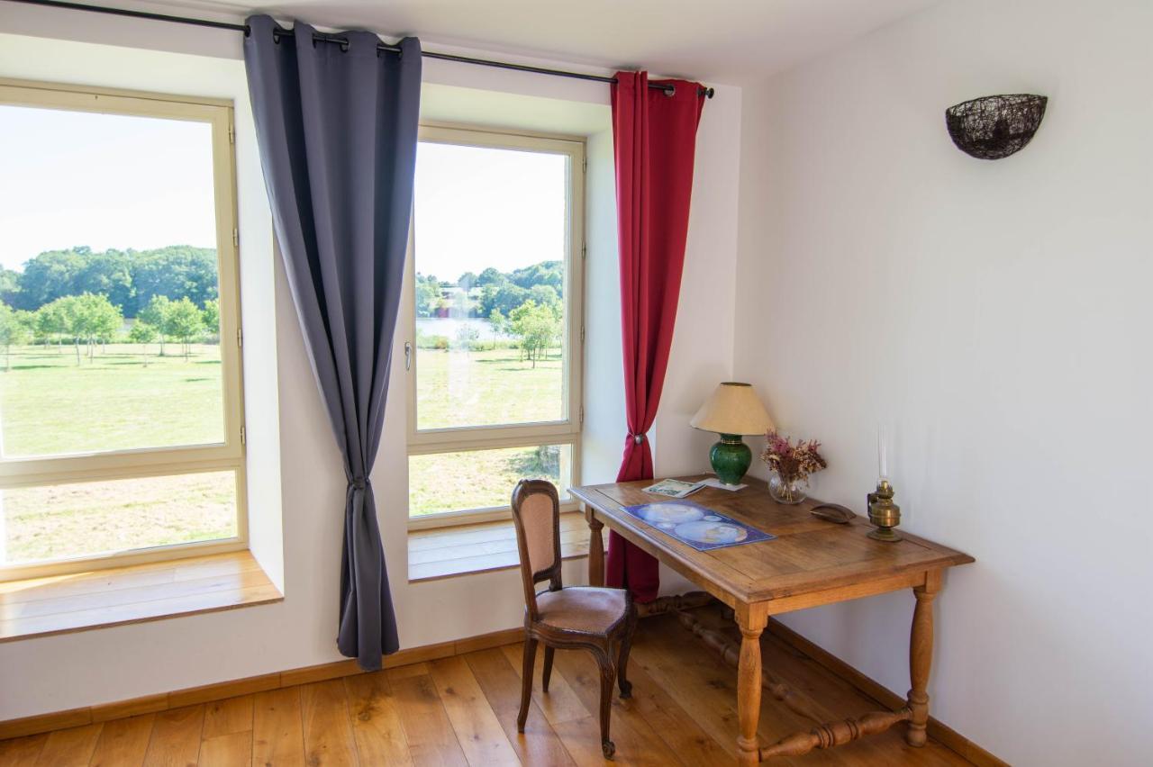 Domaine De Kerbillec Bed and Breakfast Theix Exteriör bild