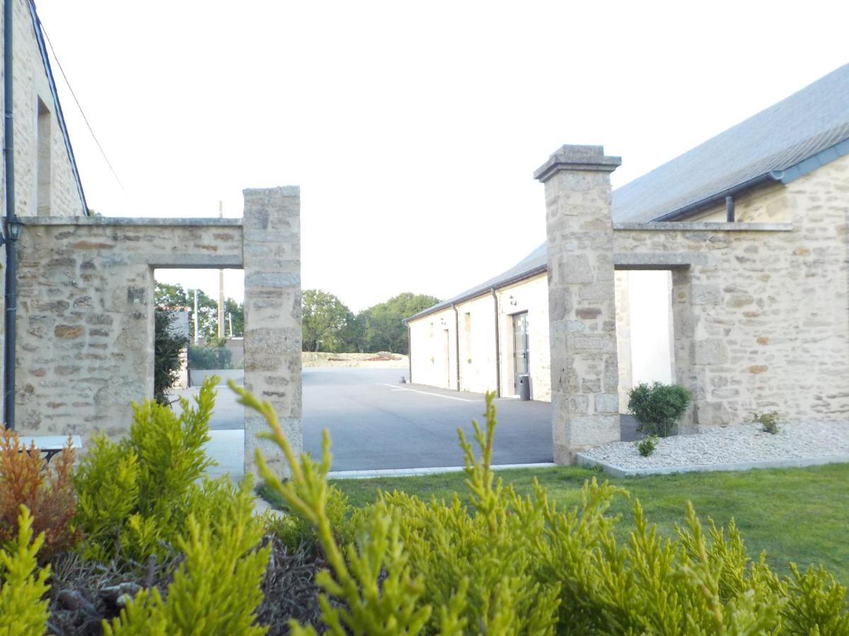 Domaine De Kerbillec Bed and Breakfast Theix Exteriör bild