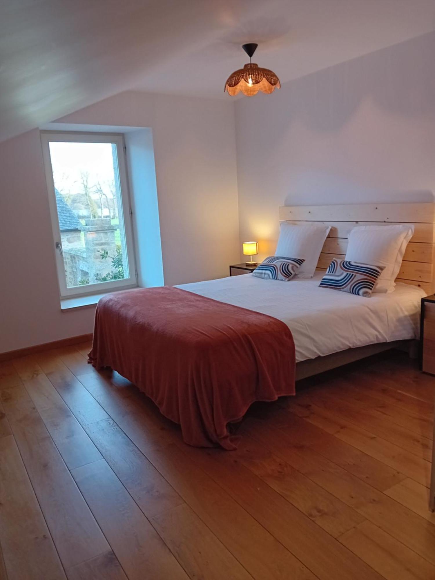 Domaine De Kerbillec Bed and Breakfast Theix Exteriör bild