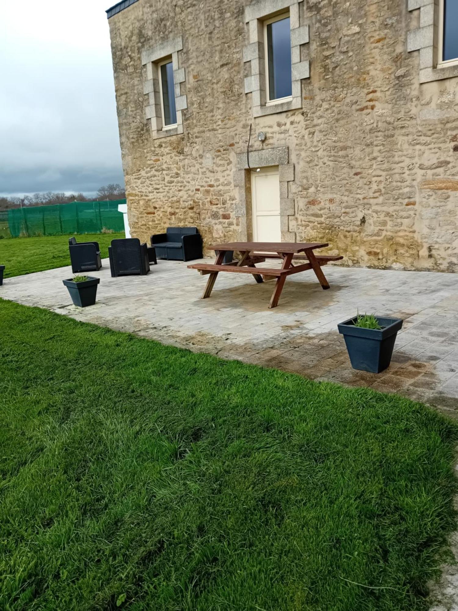 Domaine De Kerbillec Bed and Breakfast Theix Exteriör bild