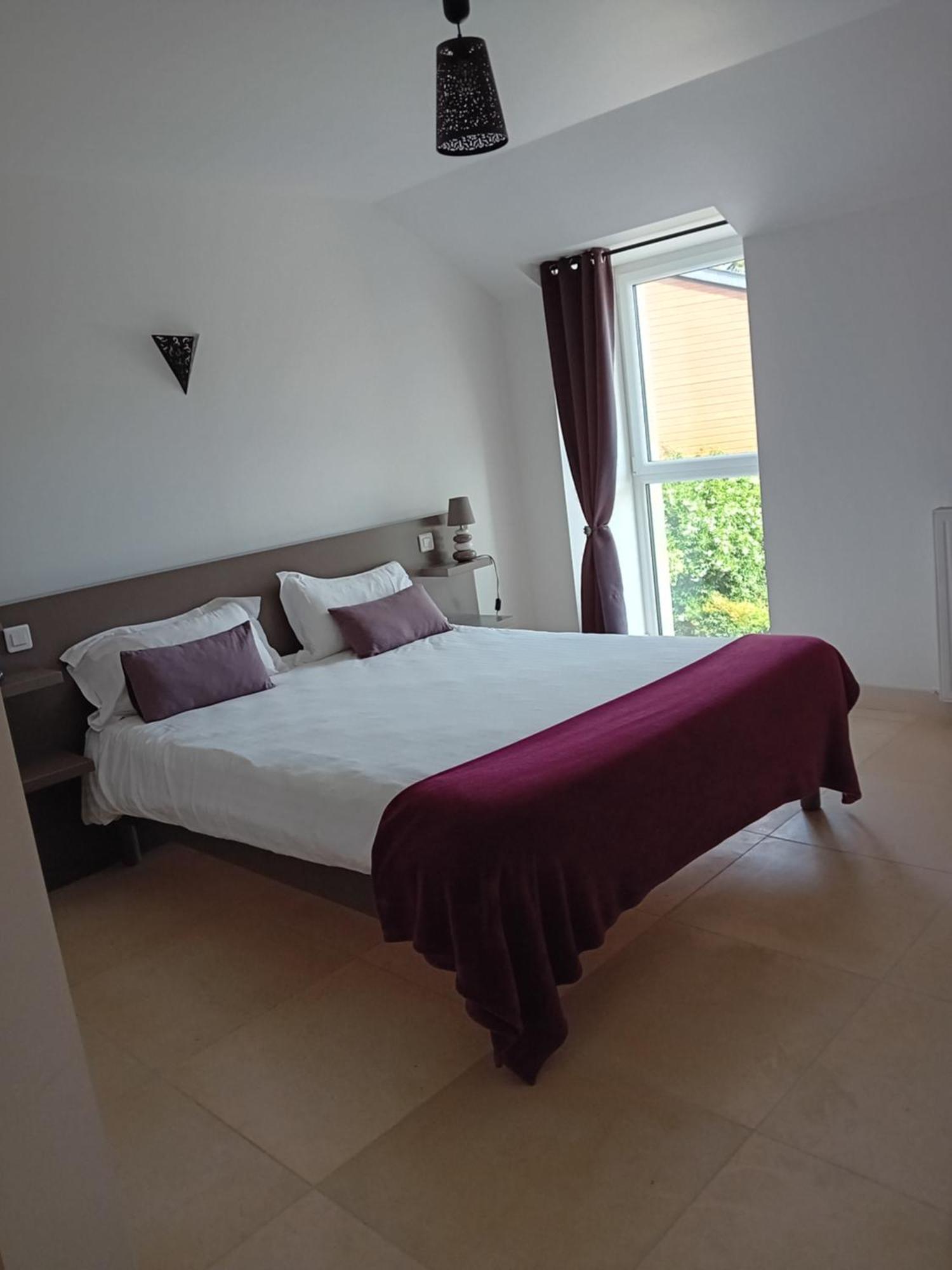 Domaine De Kerbillec Bed and Breakfast Theix Exteriör bild
